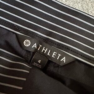 ATHLETA Women’s Black Wide Leg Snap Closure Leggings - Size 4